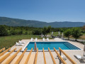 Außen, Villa Roti mit Salzwasserpool und Sauna, Šušnjevica, Istrien, Kroatien Šušnjevica